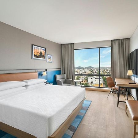 Four Points By Sheraton Chennai, Velachery Eksteriør billede